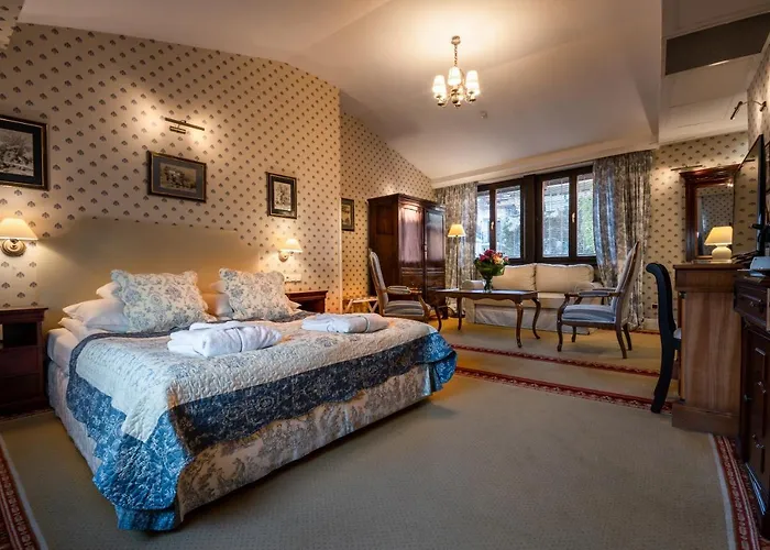 Top-Rated Krakow Hotels Map for Travelers