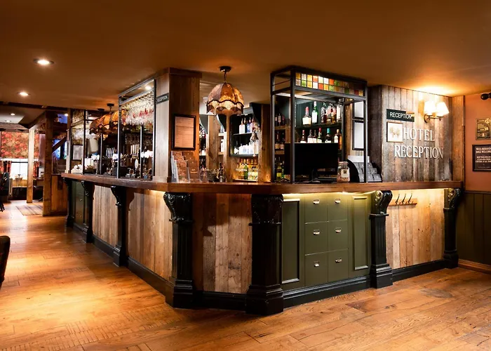 Top-Rated Windermere Hotels Near Train Station