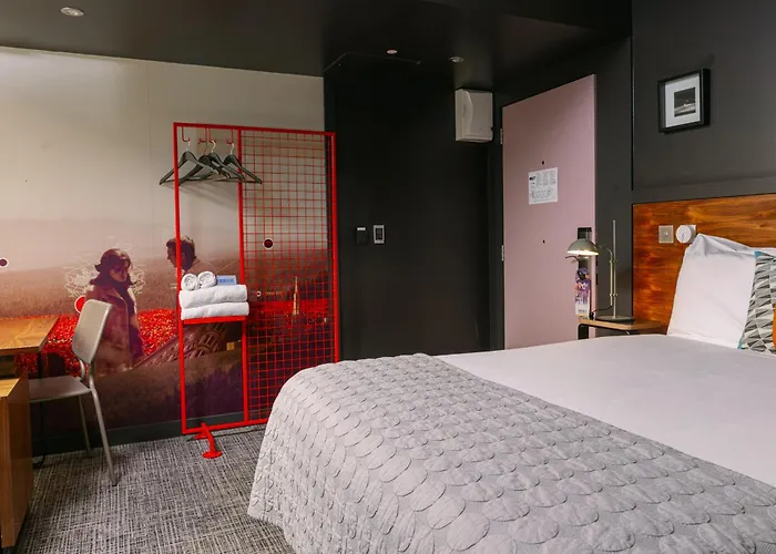 Top Hotels on Victoria Street, Belfast City Center