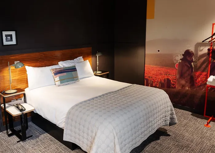 Top Hotels on Victoria Street, Belfast City Center