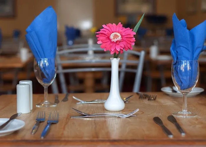 Best Hotels in Bournemouth with a Pool