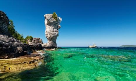 Flowerpot Island summertime scenic, Fathom Five national marine park, Ontario, Canada.