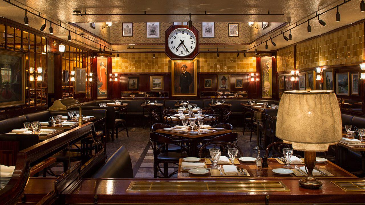 Fischer's: Schnitzels, saukerkraut and strudel.