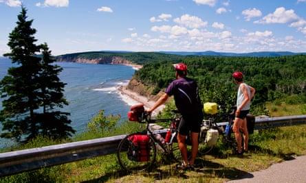 Cyclists in Cape Breton Highlands